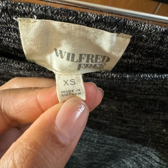 Aritzia Wilfred Free Heather Black Skirt XS - Picture 6 of 9
